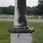 Newton Davis monument